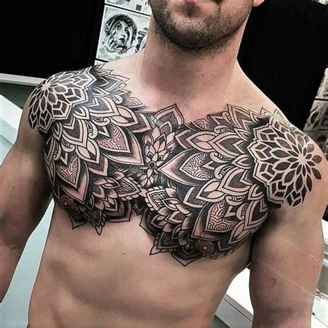 imagenes de tatuajes para hombres en el pecho|Tatuajes de hombre en el pecho